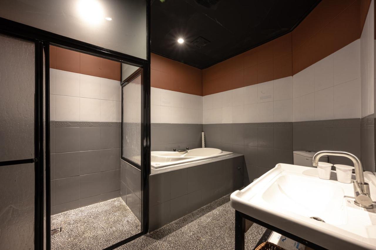 東旅驛棧 Motel Jiaoxi Buitenkant foto